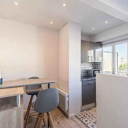 Apartment Magnificent With Terrace - Center Of